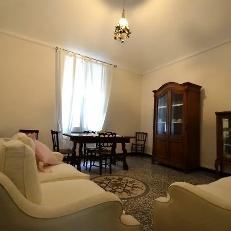 Apartment Riverside Napione 25 Turin